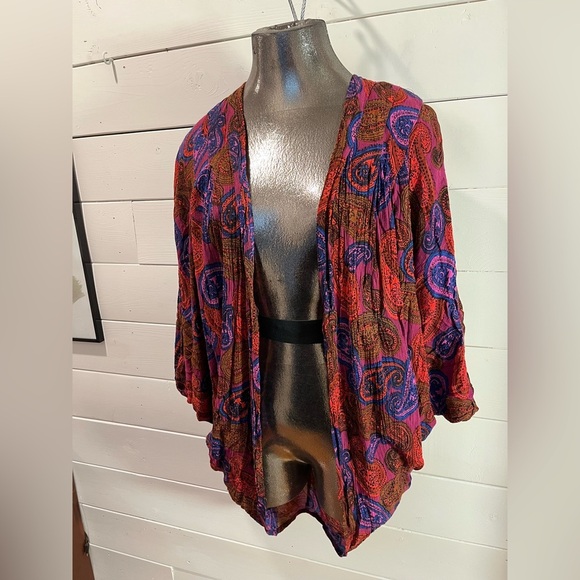 VOLCOM – Kimono drapé à imprimé cachemire – Taille unique - Picture 2 of 11